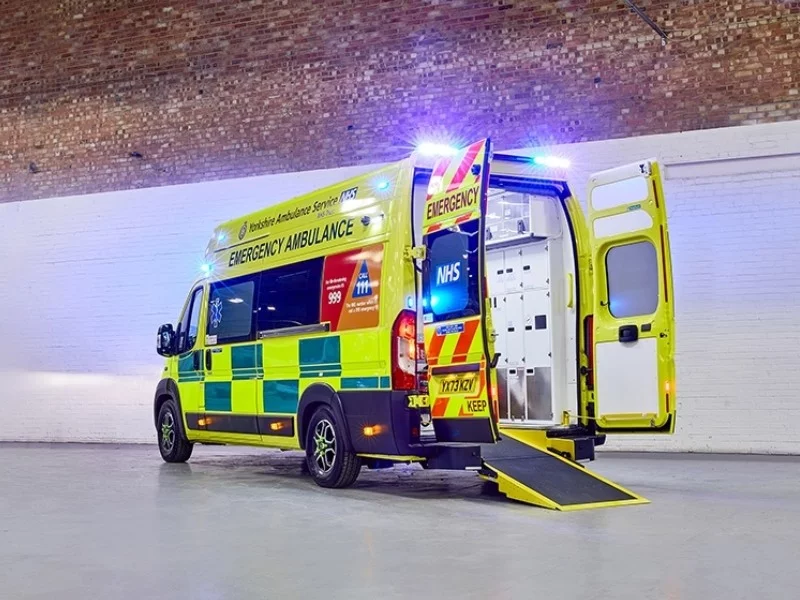How to become a UK Paramedic E-Guide